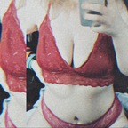 e l l :) - OnlyFans Creator