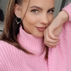 Katja Daniel - OnlyFans Creator