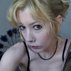 Luna Love - OnlyFans Creator