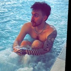 Hairy Tattooed Otter - OnlyFans Creator