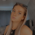 hollie xox - OnlyFans Creator