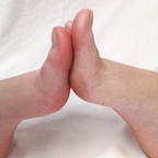 Feetonic - OnlyFans Creator