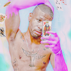 NiQ - OnlyFans Creator