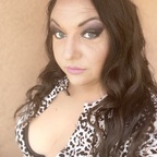 Hot Lips - OnlyFans Creator