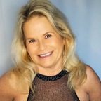 HotWifeCandyfree - OnlyFans Creator