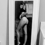 Lilly - OnlyFans Creator