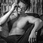 Nguyen - OnlyFans Creator