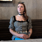 Lynette Lavender 💜 - OnlyFans Creator