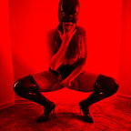 FOOT FETISH - Lubrianna - LATEX BDSM - OnlyFans Creator