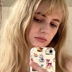 Fae🧚🏻 - OnlyFans Creator