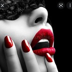 LadyElle - OnlyFans Creator