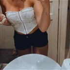 Vickky - OnlyFans Creator