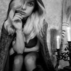 Dahlia Dream - OnlyFans Creator