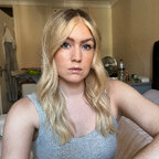 Tuttsie_ - OnlyFans Creator