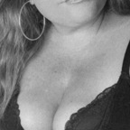 Housewifepeach - OnlyFans Creator