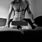 Loco92 - OnlyFans Creator