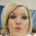 Jennifer - OnlyFans Creator