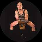 Albert Caxtle - OnlyFans Creator