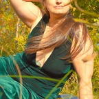 Juicy TA - OnlyFans Creator